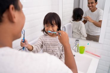 Como escovar os dentes corretamente?