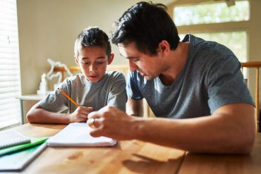 Como ajudar seu filho nos estudos?
